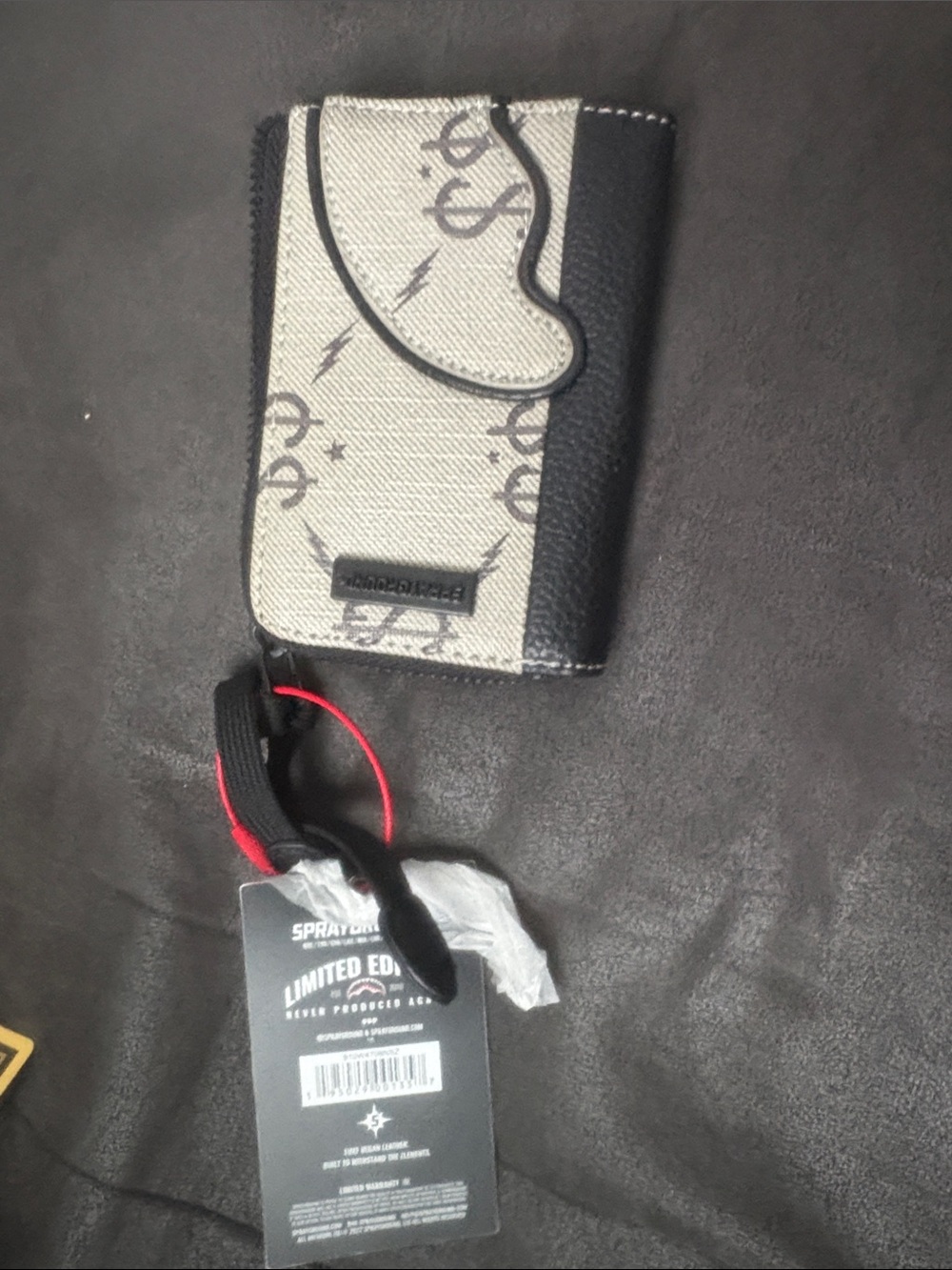Sprayground Black & Gray Printed Wallet with Wrist Strap brand new limited editi